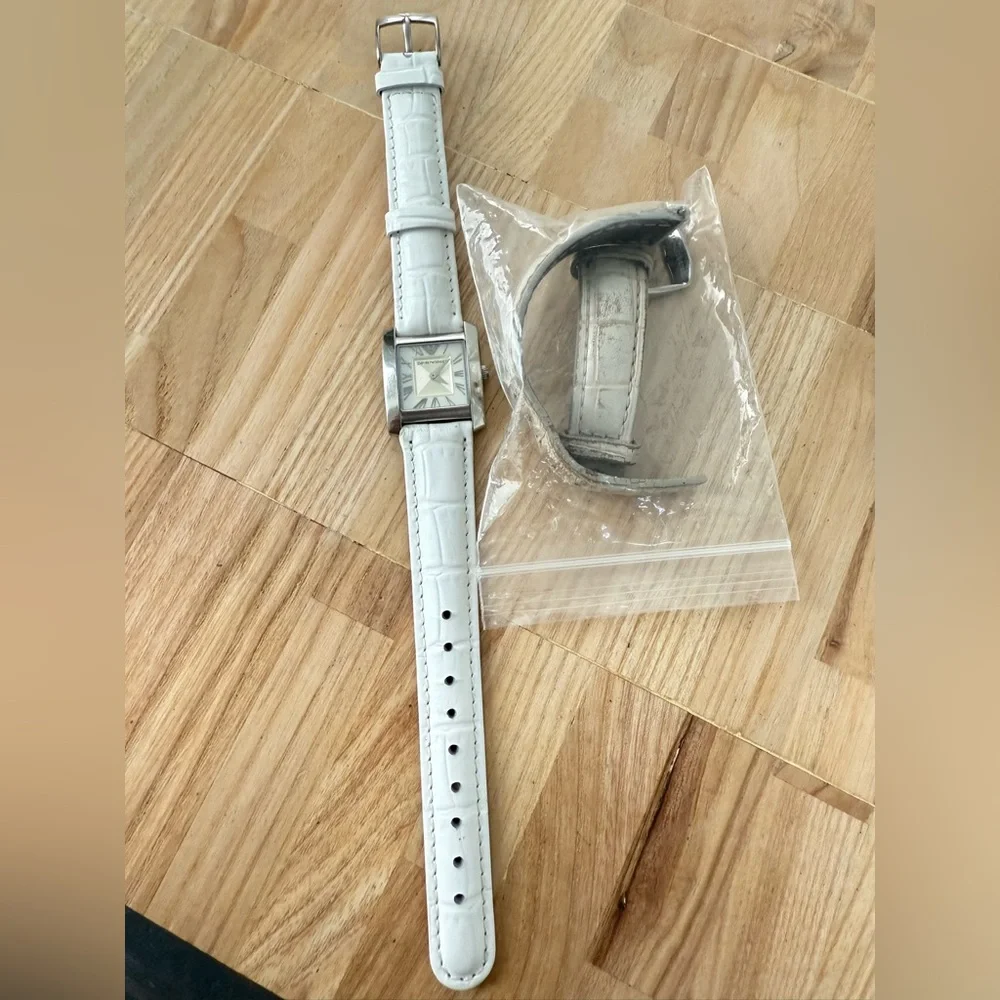 Emporio Armani ladies silver tone square white leather watch NEW BATTERY